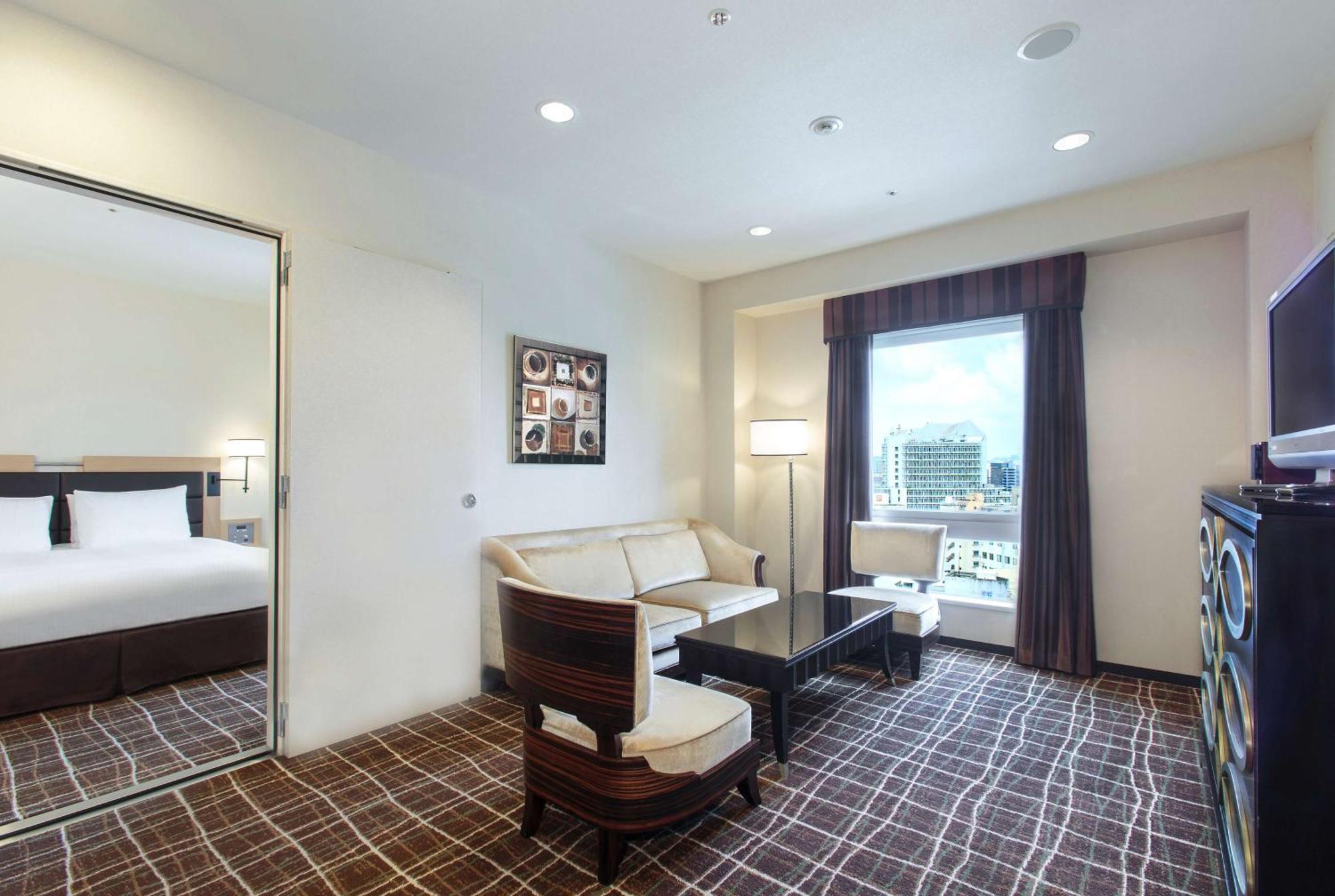 Doubletree By Hilton Naha Hotel Ngoại thất bức ảnh