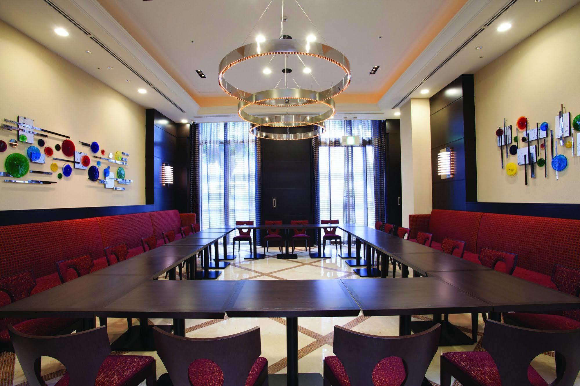 Doubletree By Hilton Naha Hotel Ngoại thất bức ảnh