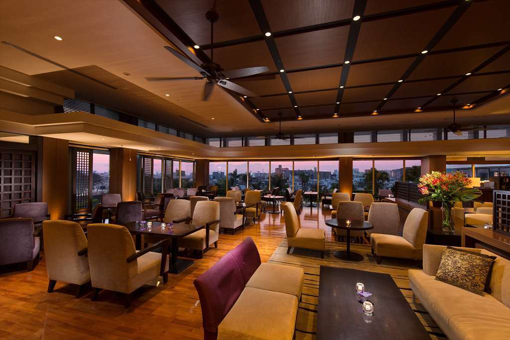 Doubletree By Hilton Naha Hotel Nhà hàng bức ảnh